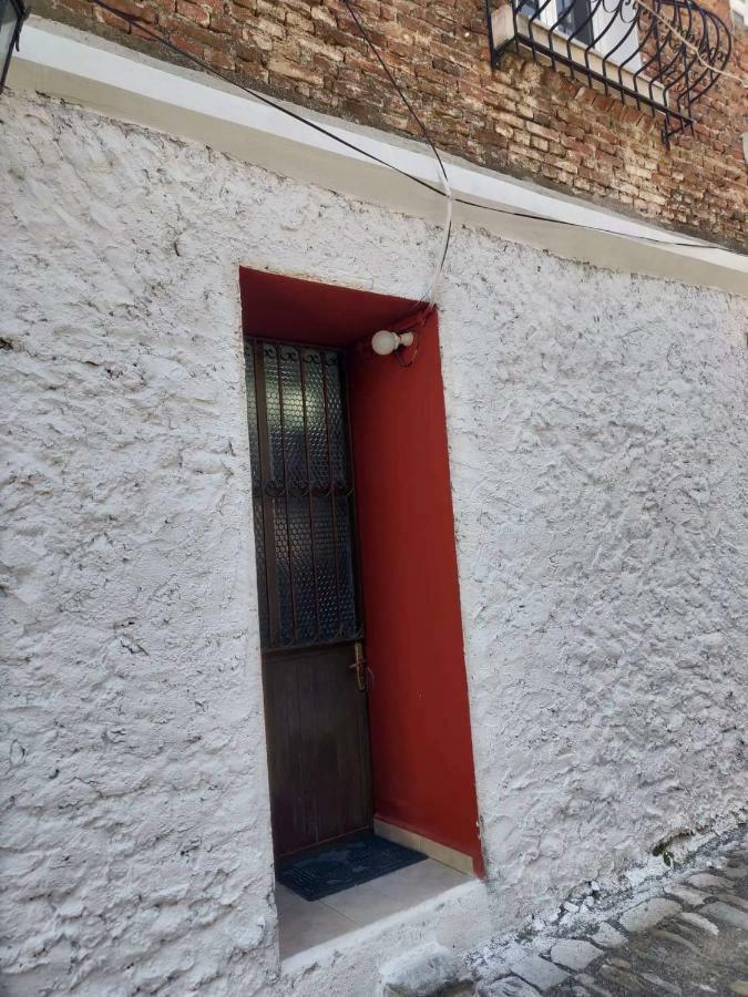 Private Apartment Elbasan Historic Center Luaran gambar