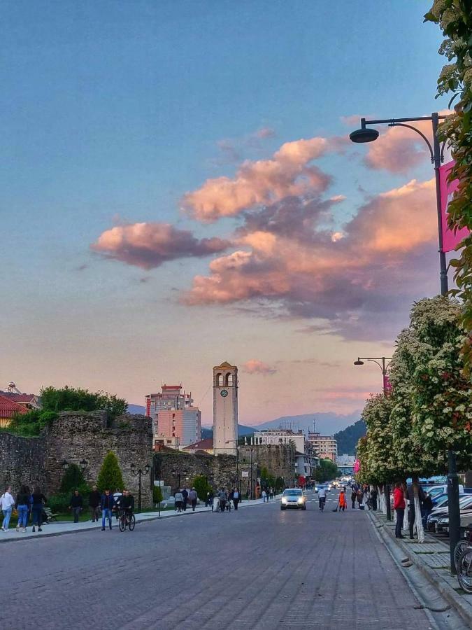 Private Apartment Elbasan Historic Center Luaran gambar